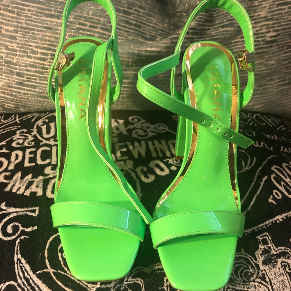 Liliana lime green platforms